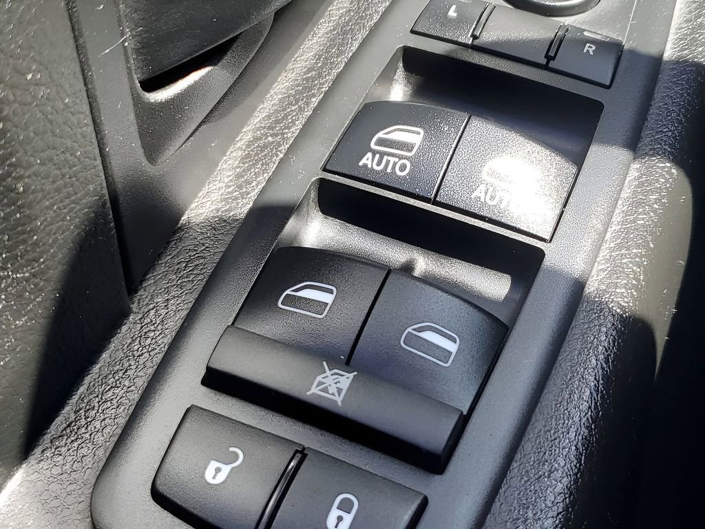 Used 2019 RAM 1500 Express w/ Express Value Package image 32