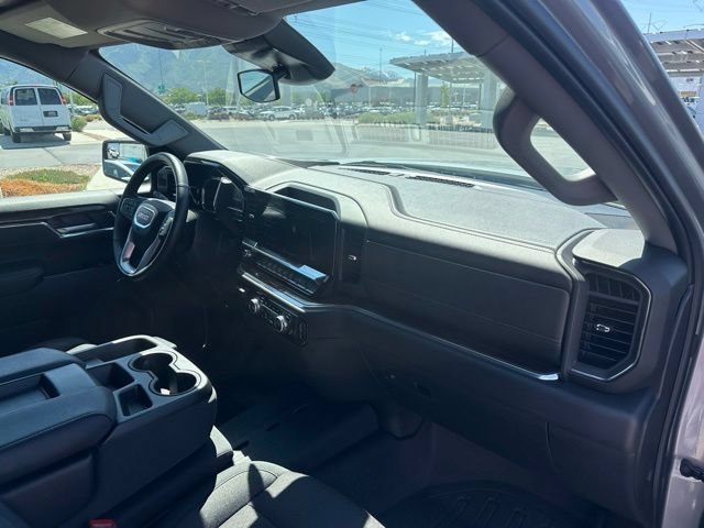 Used 2024 GMC Sierra 1500 Elevation w/ LPO, Elevation Black Package AWD/4WD image 19