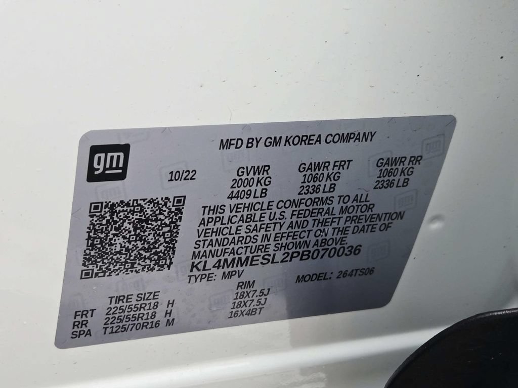 Used 2023 Buick Encore GX Select AWD/4WD image 34