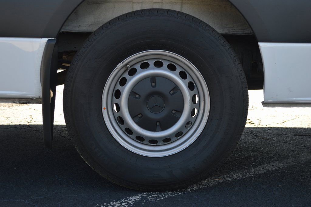 Used 2025 Mercedes-Benz Sprinter 2500 image 19