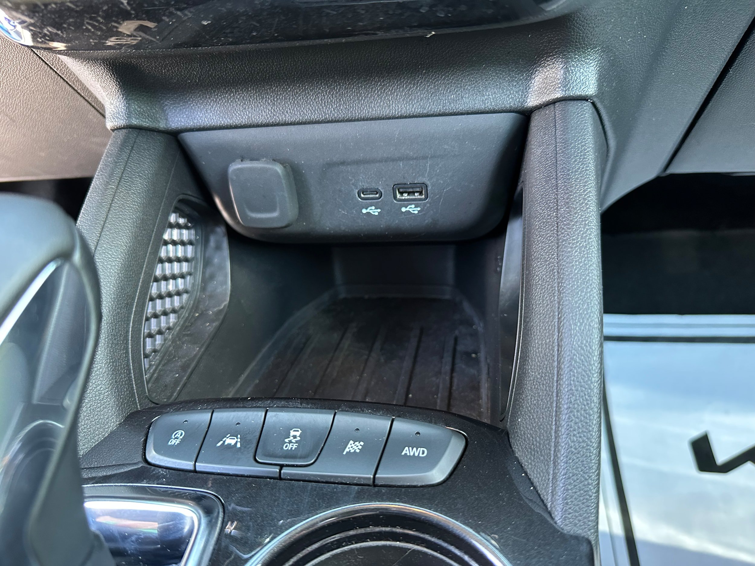 Used 2024 Chevrolet TrailBlazer LT w/ LT Cold Weather Package AWD/4WD image 25