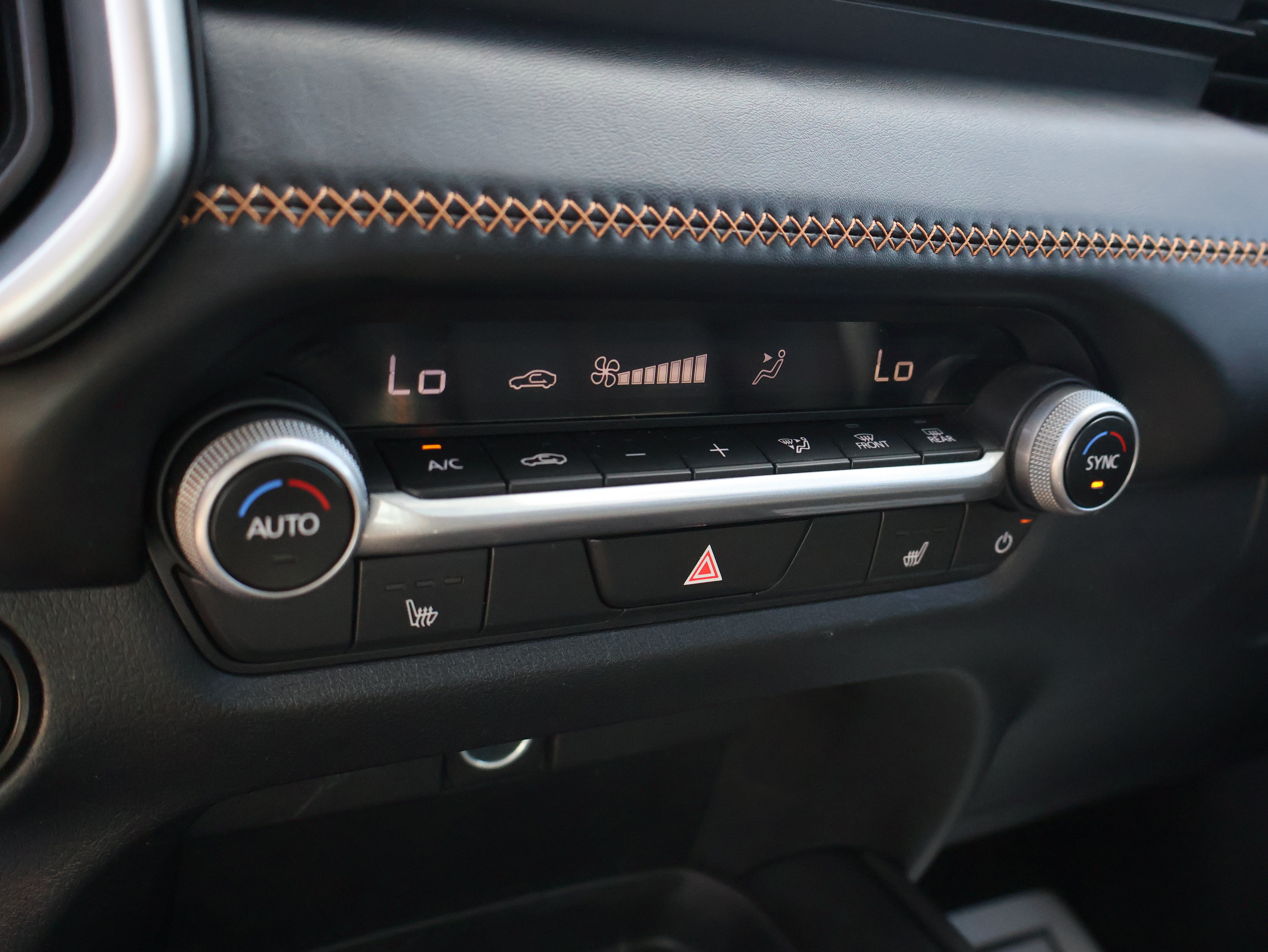 Used 2024 MAZDA CX-50 AWD 2.5 Turbo w/ Weather Package image 29