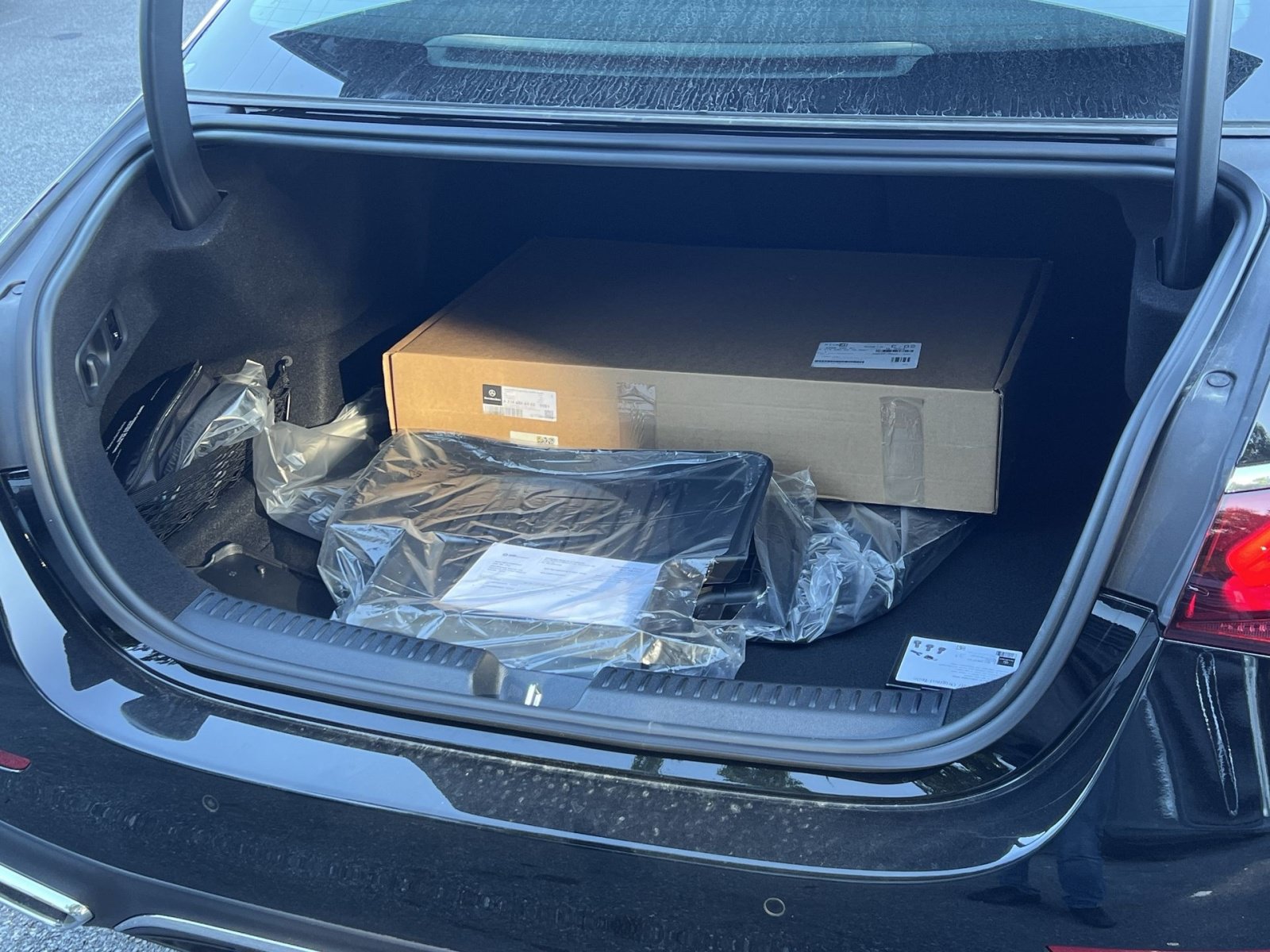 New 2027 Mercedes-Benz E 450 4MATIC Sedan image 31