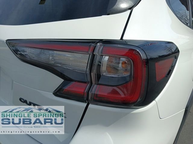 Certified 2025 Subaru Outback Onyx Edition AWD/4WD image 15