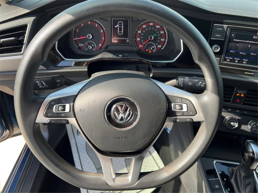 Used 2019 Volkswagen Jetta R-Line image 17
