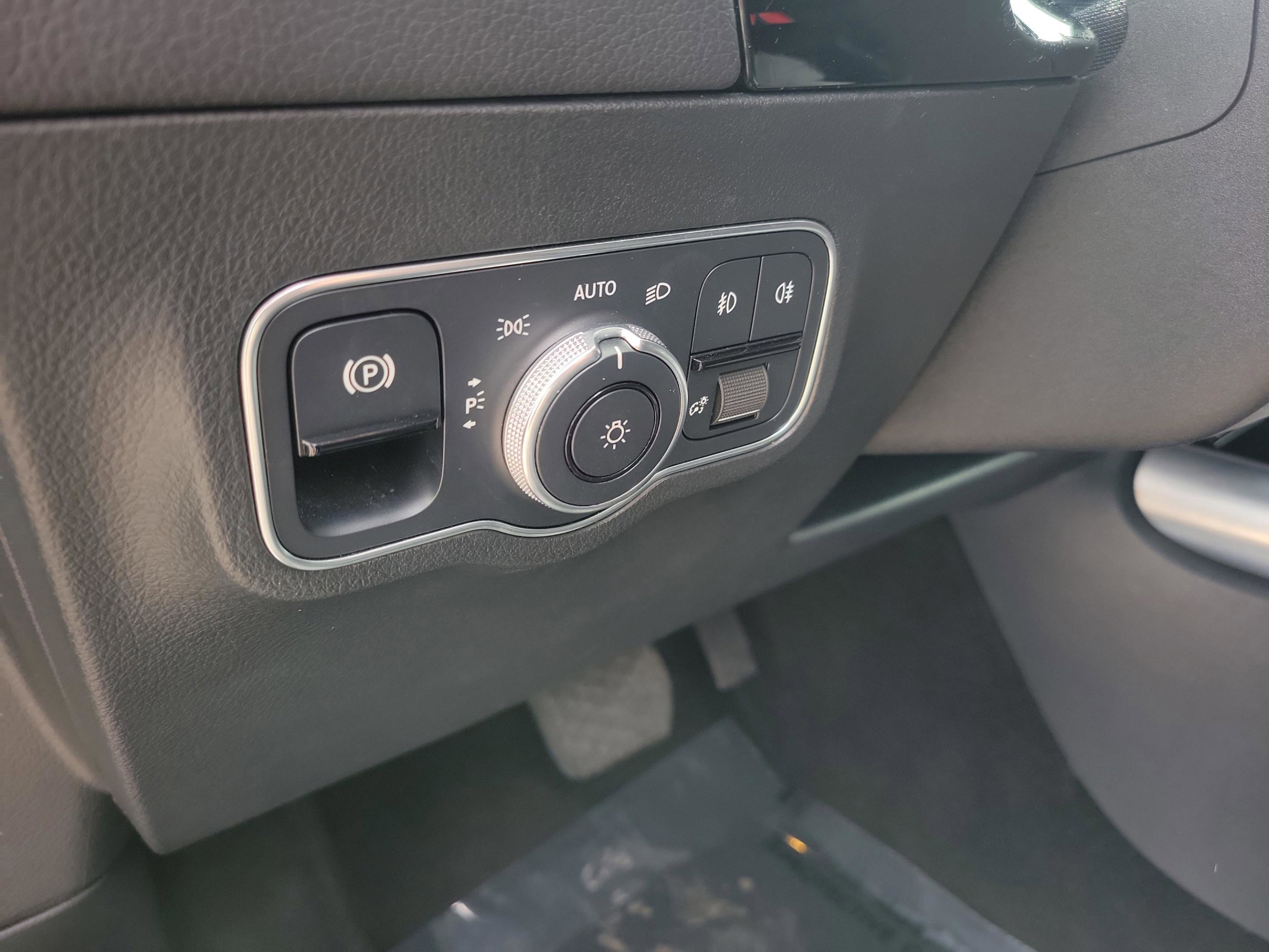 Certified 2022 Mercedes-Benz GLA 250 image 20
