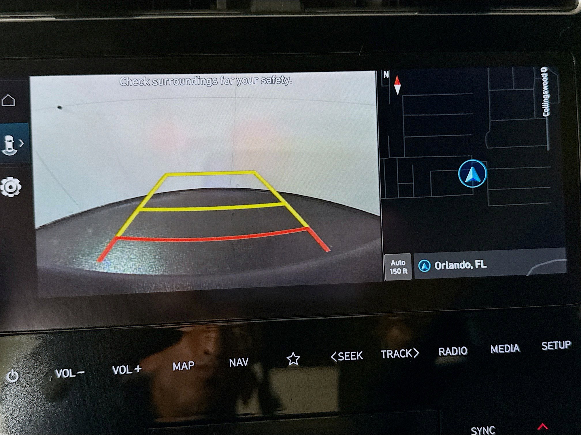 Used 2024 Hyundai Santa Cruz Night image 18