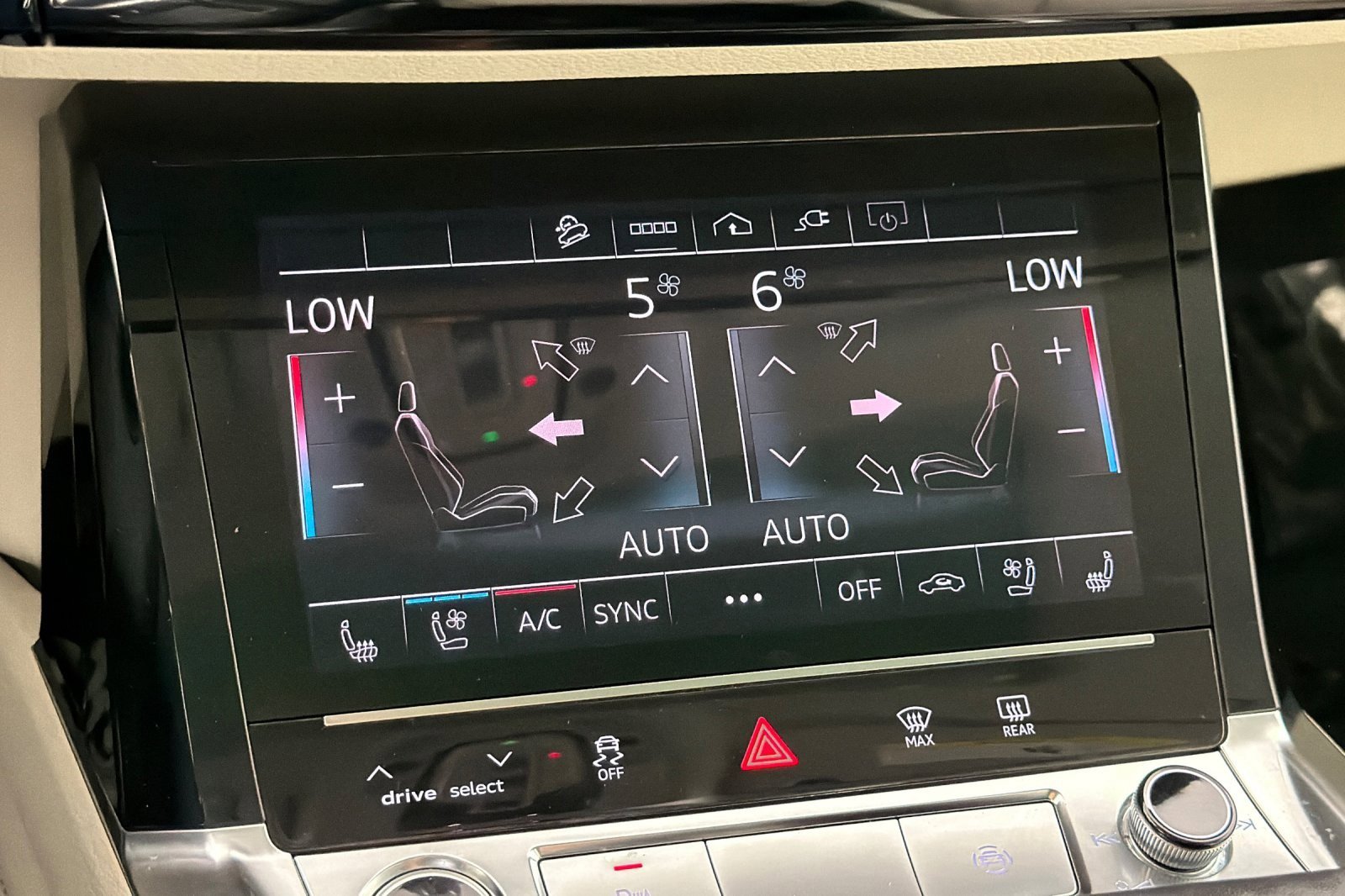 Certified 2023 Audi e-tron Premium Plus AWD/4WD image 20