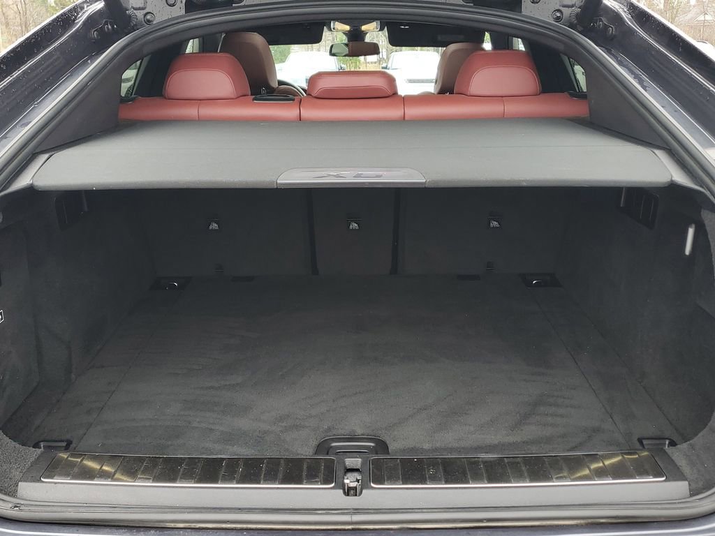 Used 2021 BMW X6 xDrive40i w/ M Sport Package image 31