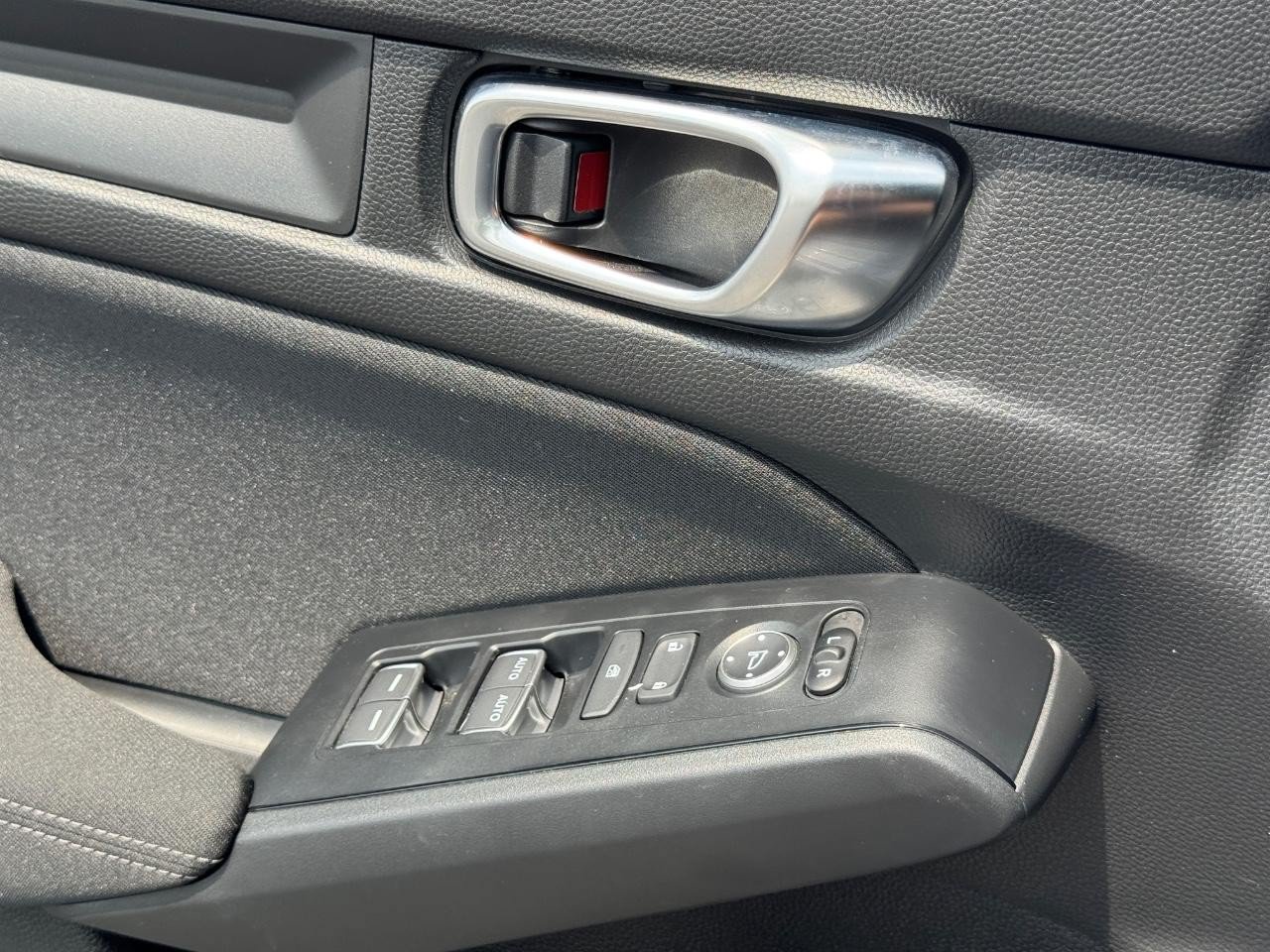 Certified 2025 Honda Civic Sport image 24