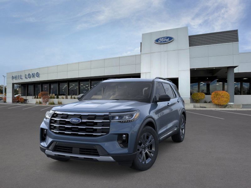 New 2025 Ford Explorer Active w/ Active Comfort Package image 2