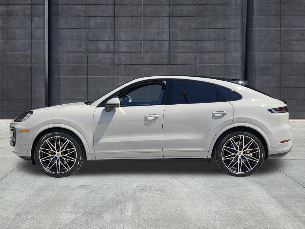 New 2026 Porsche Cayenne Coupe AWD/4WD image 2