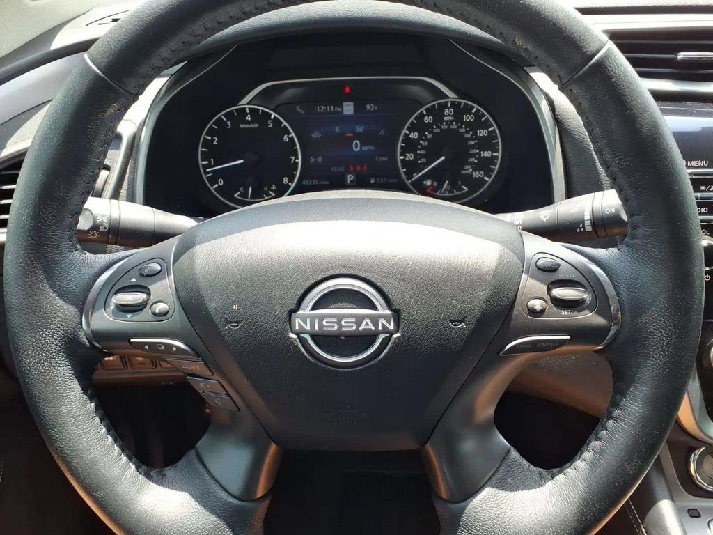 Used 2024 Nissan Murano SL FWD image 13