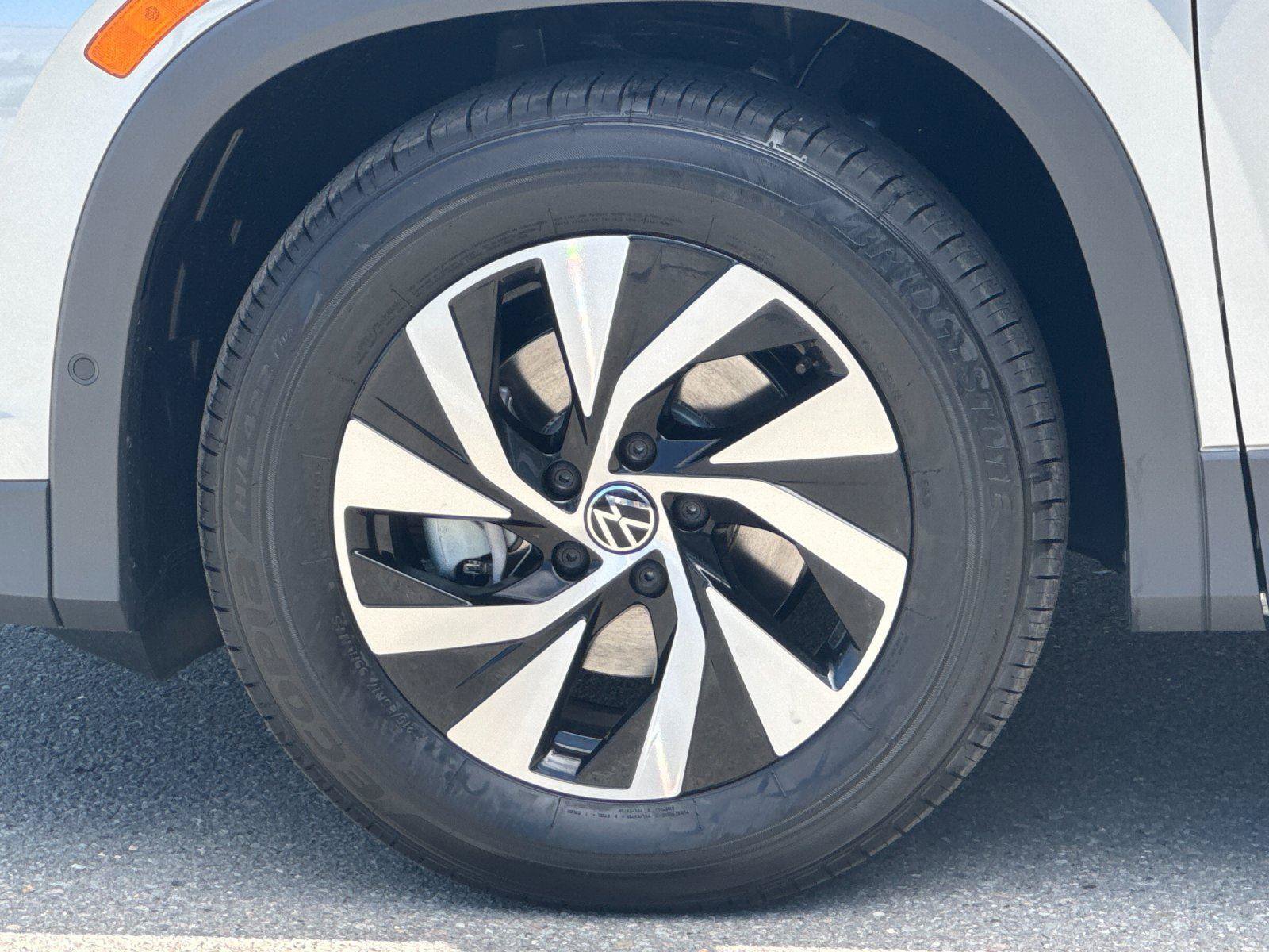 New 2026 Volkswagen Tiguan S FWD image 24