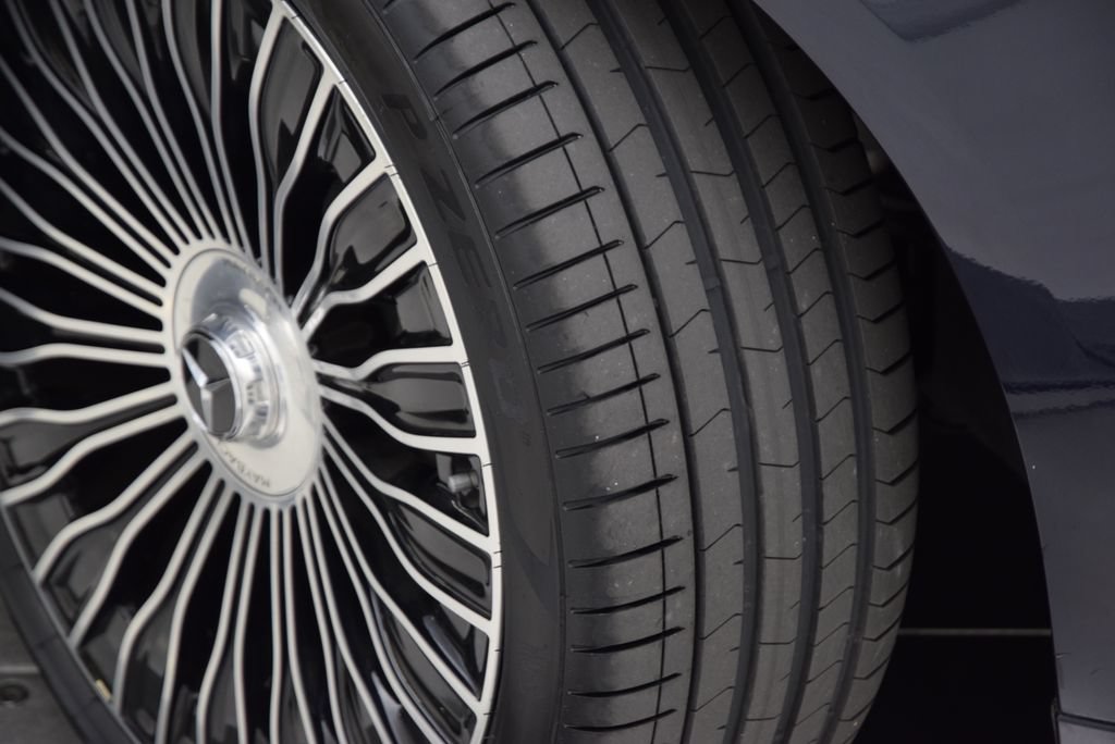 Certified 2022 Mercedes-Benz Maybach S 580 4MATIC image 29