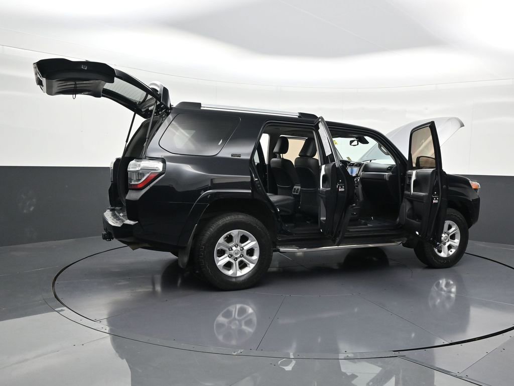 Used 2021 Toyota 4Runner SR5 Premium image 32