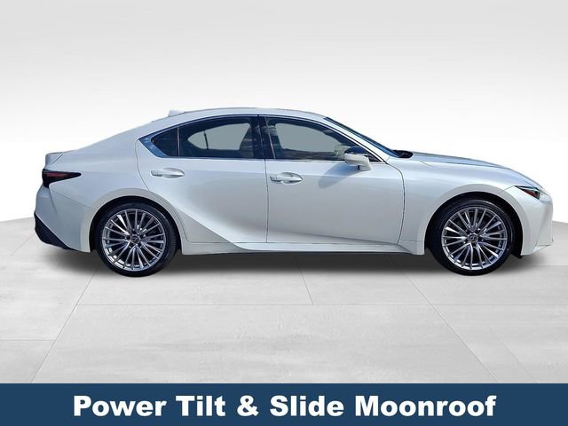 Used 2022 Lexus IS 300 AWD w/ Premium Package image 9