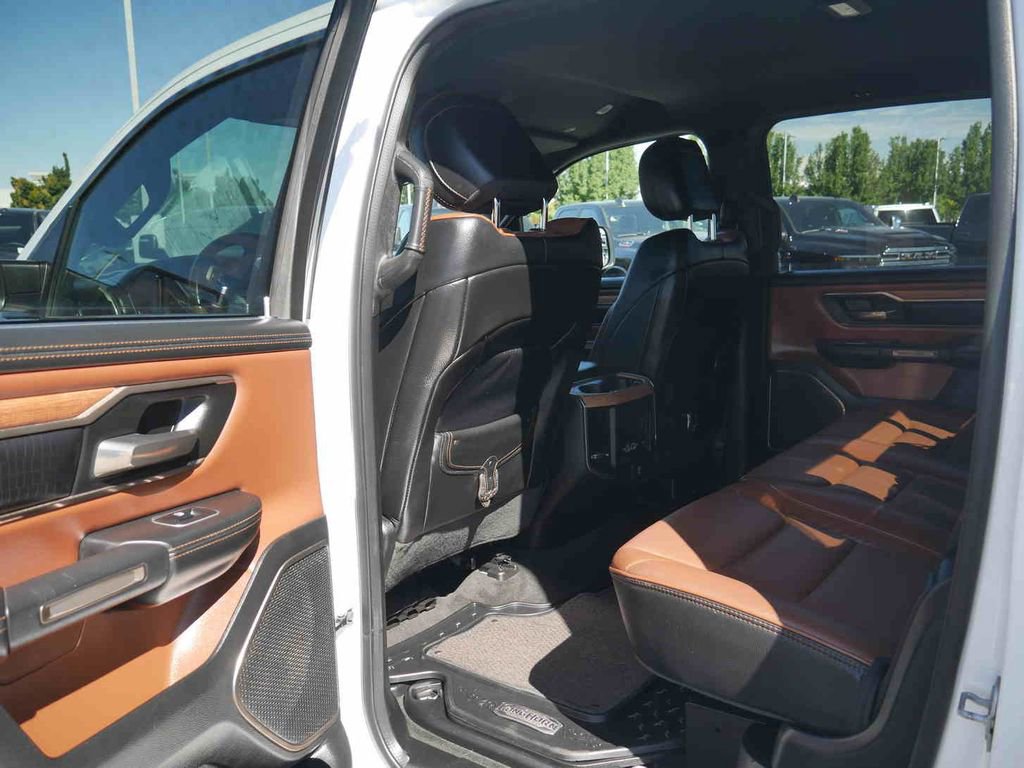 Used 2022 RAM 1500 Limited w/ Body-Colour Bumper Group image 18