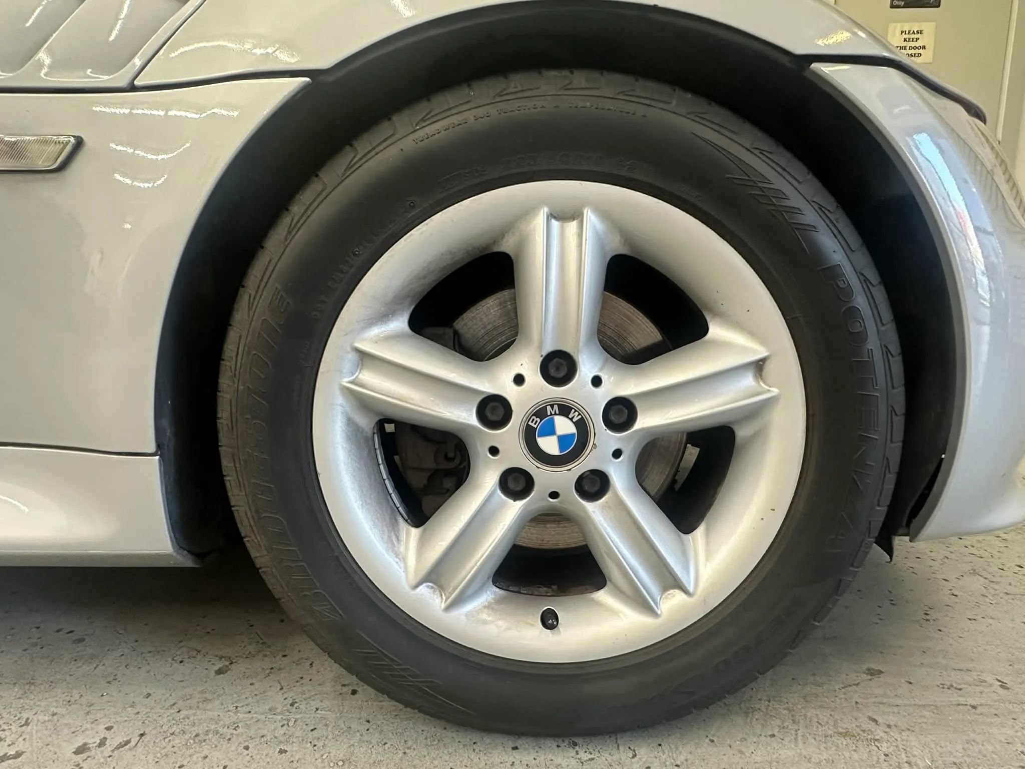 Used 2000 BMW Z3 2.5i image 55