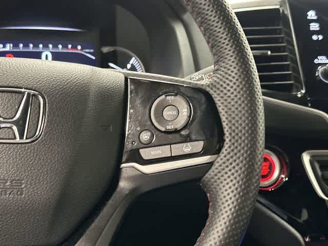 Certified 2025 Honda Passport Black Edition image 18