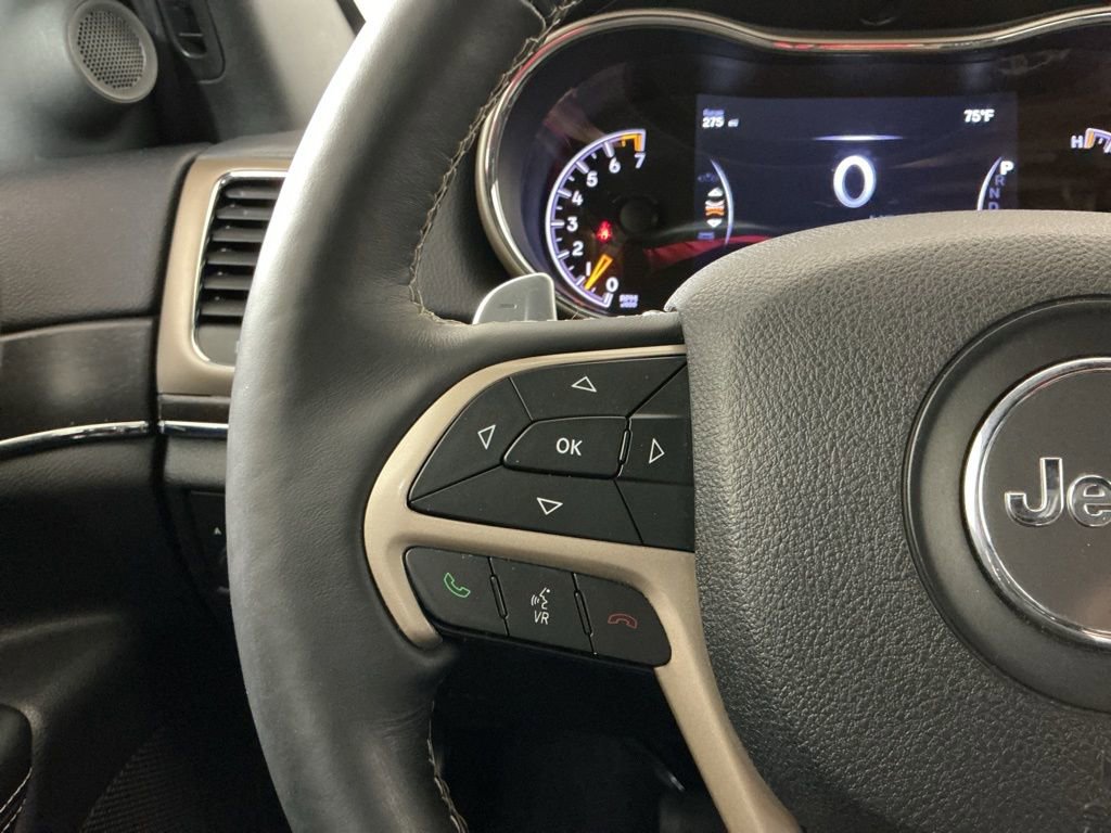 Used 2017 Jeep Grand Cherokee Limited AWD/4WD image 15