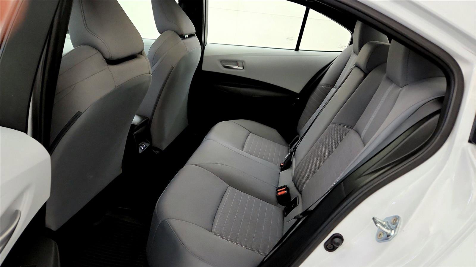 Certified 2023 Toyota Corolla SE w/ SE Premium Package image 39