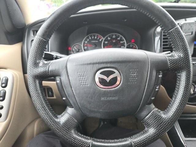 Used 2005 MAZDA Tribute s w/ Package 2 AWD/4WD image 8