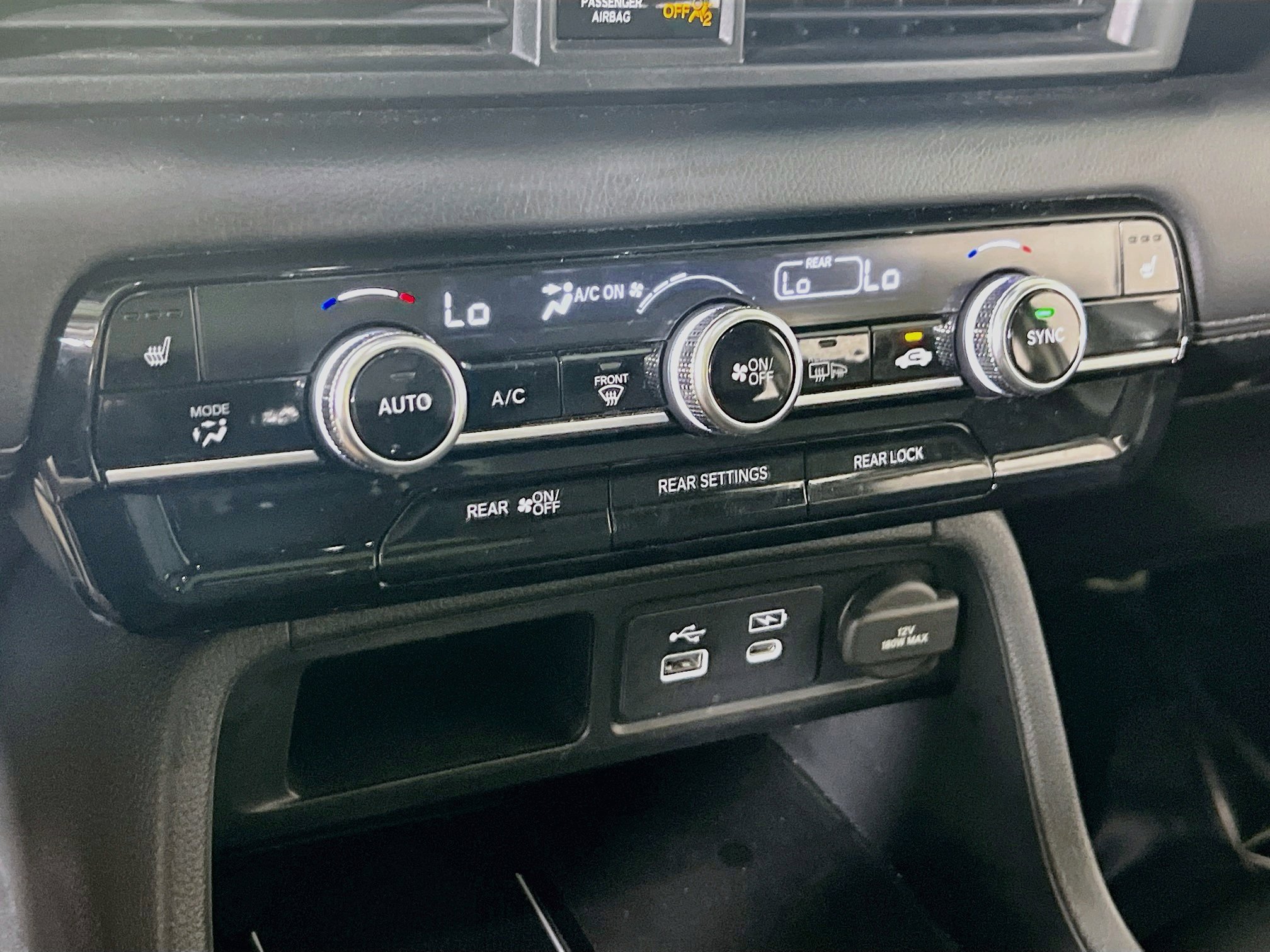 Used 2023 Honda Pilot Touring image 16