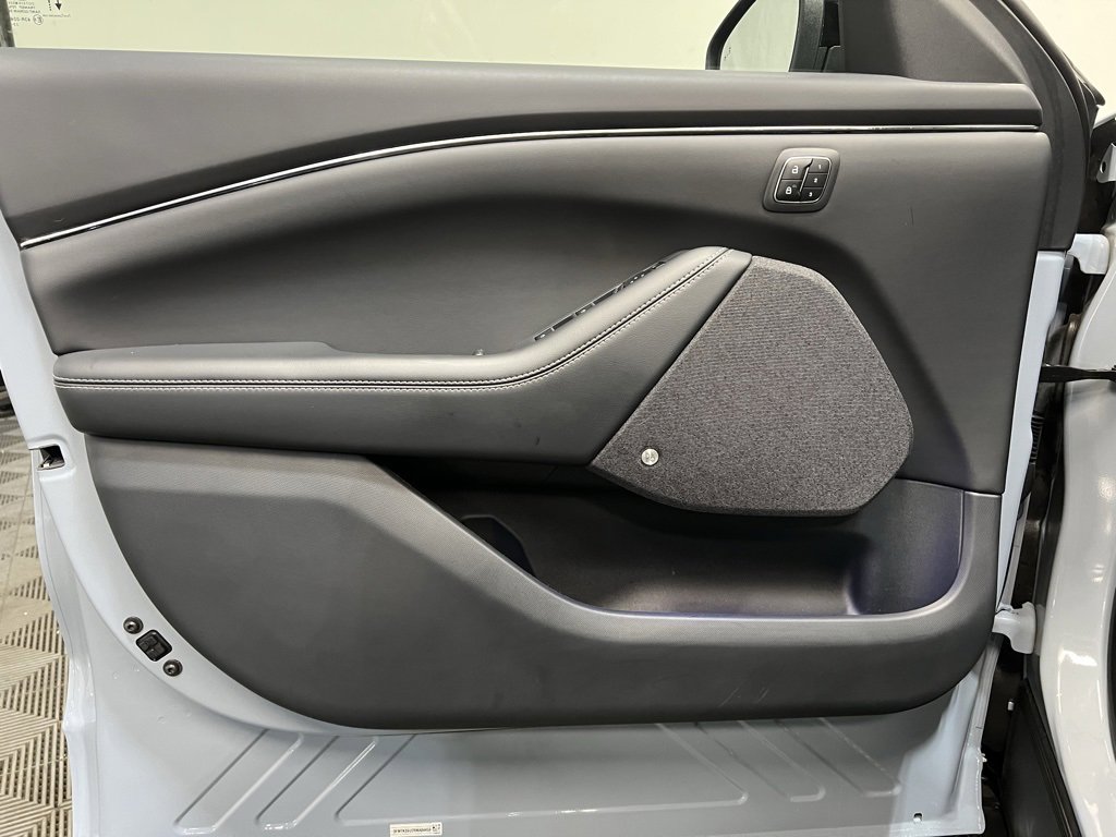 Used 2024 Ford Mustang Mach-E Premium image 13