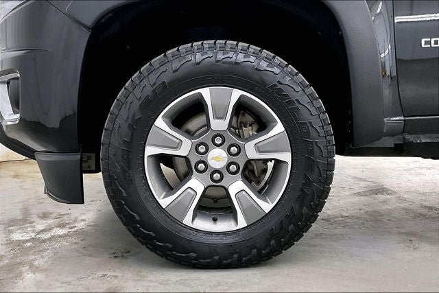 Used 2017 Chevrolet Colorado Z71 AWD/4WD image 10