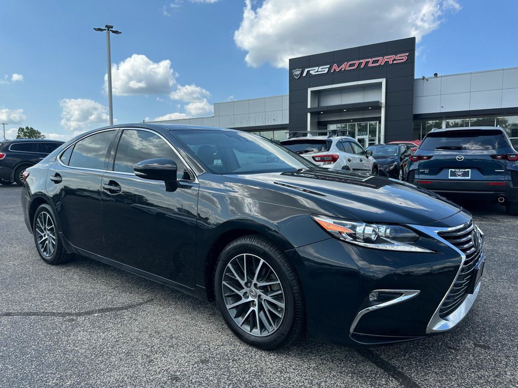 Used 2018 Lexus ES 350 w/ Luxury Package w/Wood Trim FWD image 1