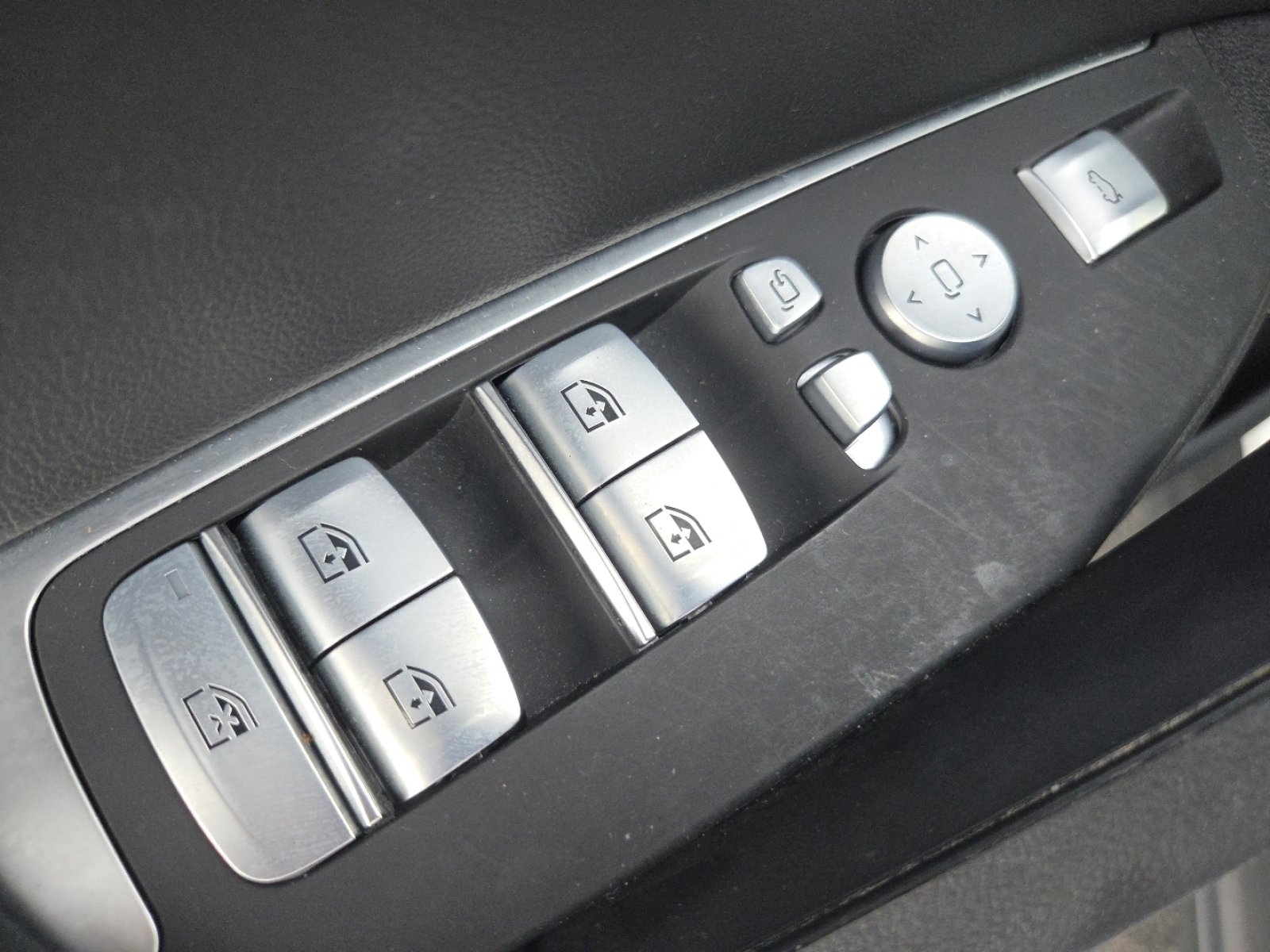 Used 2023 BMW X3 xDrive30i w/ Convenience Package image 27