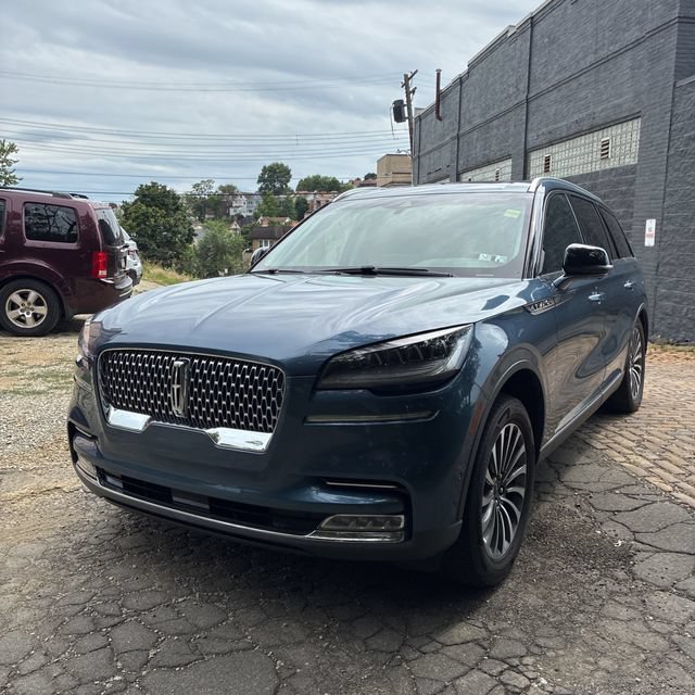 Used 2020 Lincoln Aviator Reserve w/ Equipment Group 201A AWD/4WD image 1
