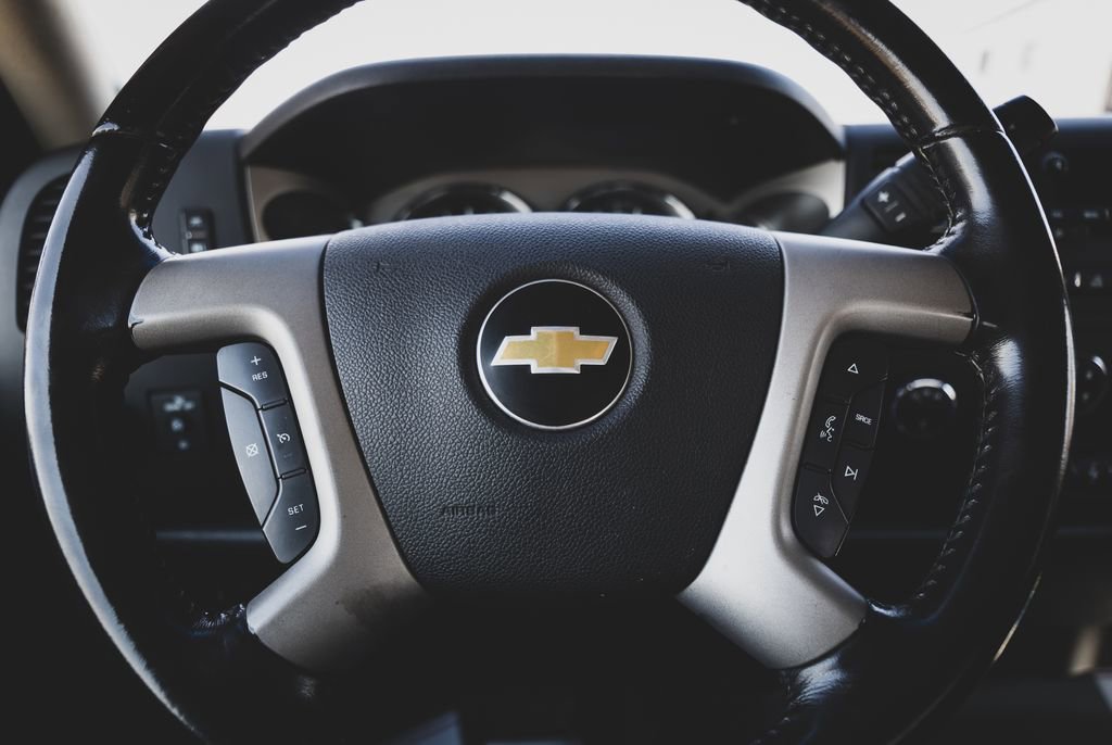 Used 2012 Chevrolet Silverado 3500 LT w/ Interior Plus Package image 6