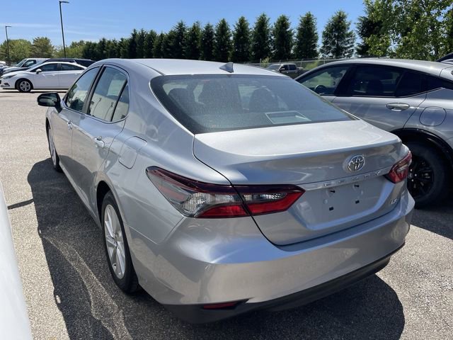 Used 2024 Toyota Camry LE FWD image 5