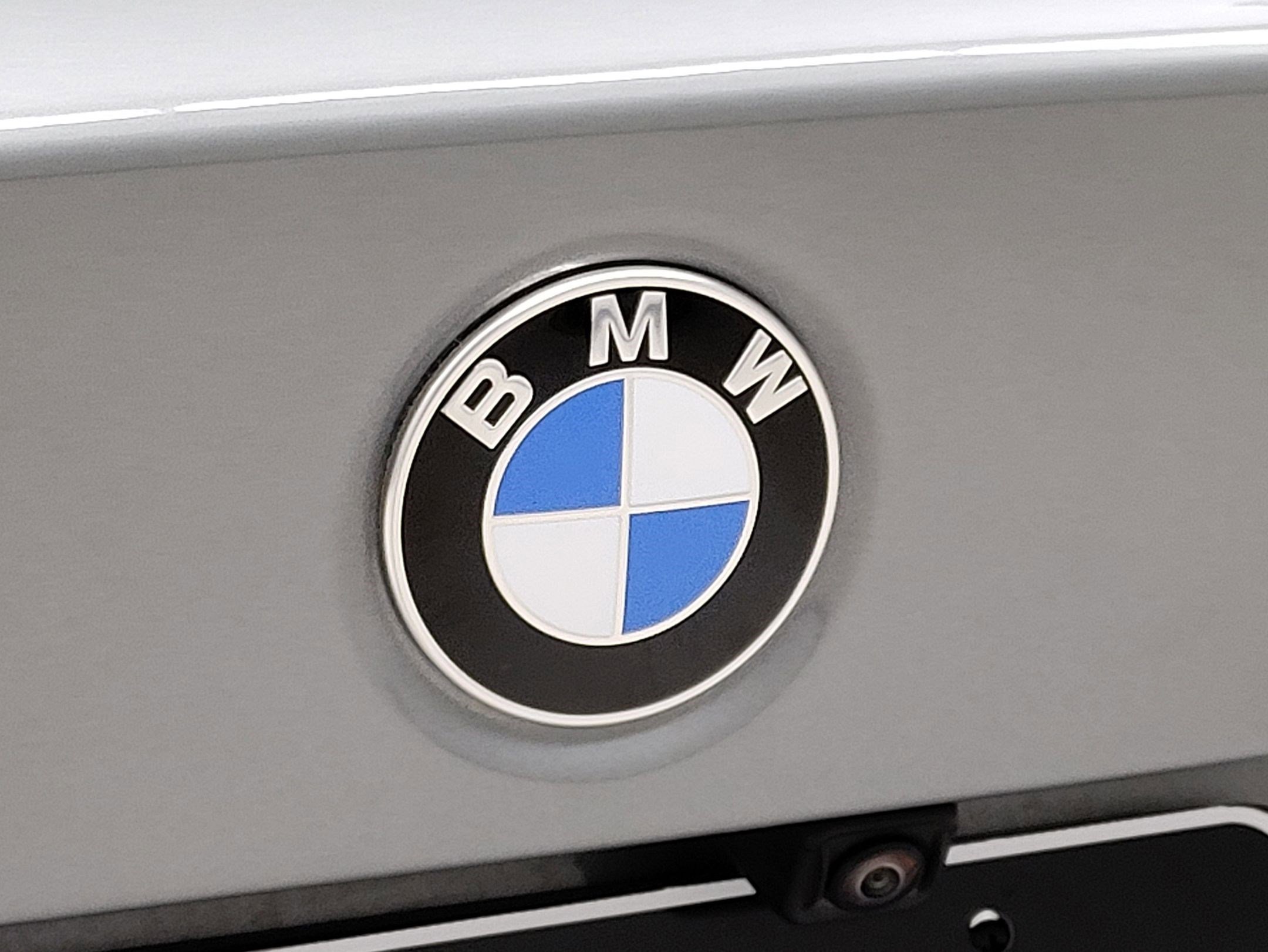 Certified 2023 BMW 330i Sedan w/ M Sport Package image 9