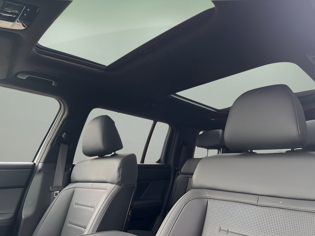 New 2026 Hyundai Santa Fe Calligraphy AWD/4WD image 12