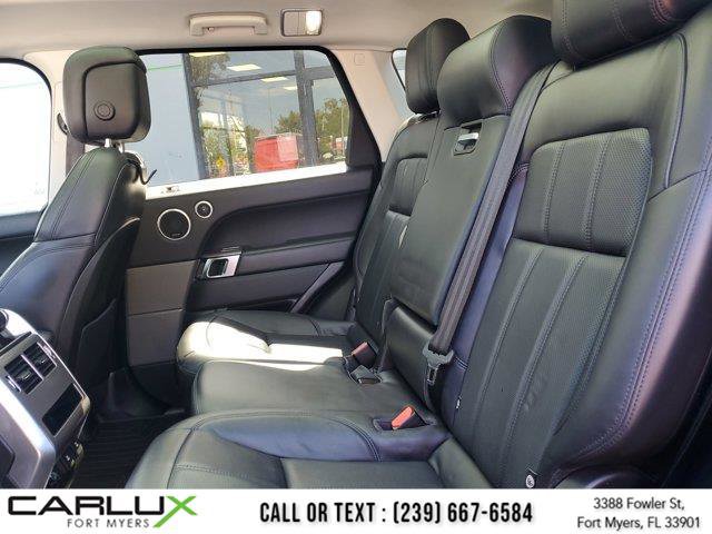 Used 2020 Land Rover Range Rover Sport HSE image 16