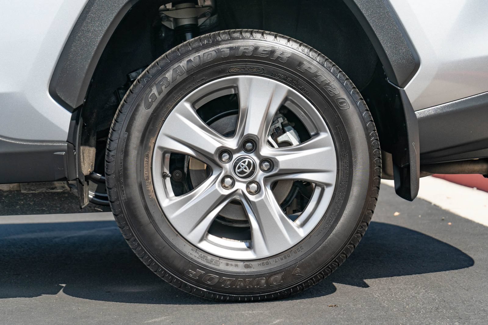 Certified 2025 Toyota RAV4 XLE FWD image 6