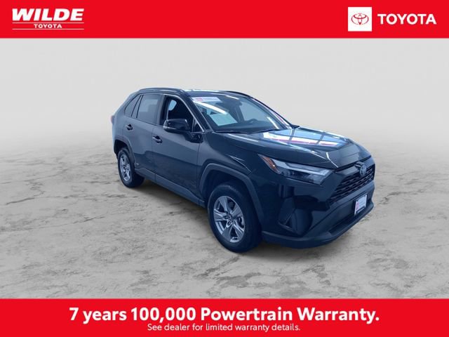 Certified 2025 Toyota RAV4 XLE AWD/4WD image 3