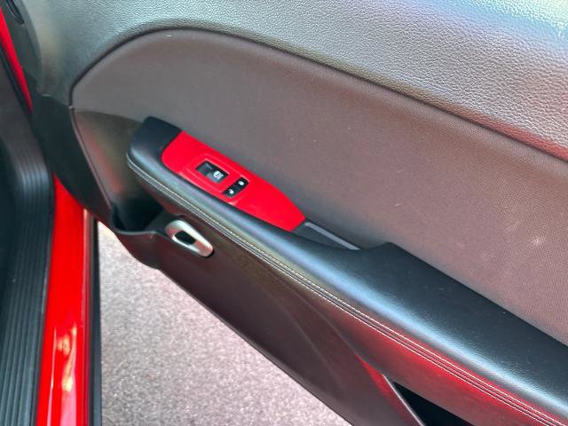 Used 2019 Dodge Challenger SXT image 22