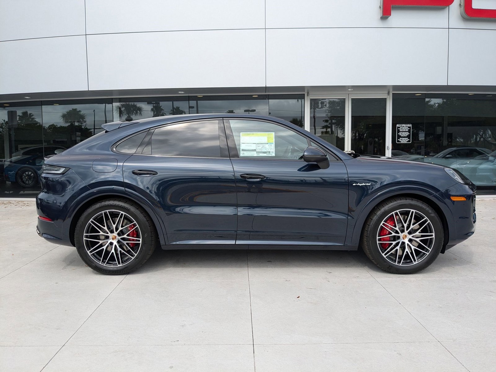 New 2025 Porsche Cayenne S image 9