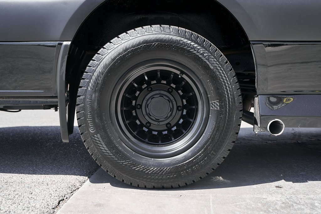 Used 2024 Mercedes-Benz Sprinter 3500 w/ Parking Package image 73