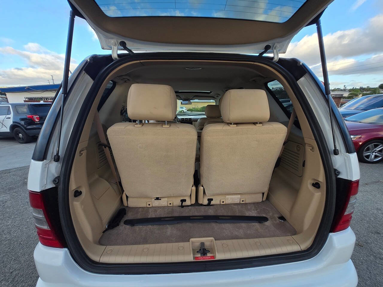 Used 2001 Mercedes-Benz ML 320 4MATIC image 29