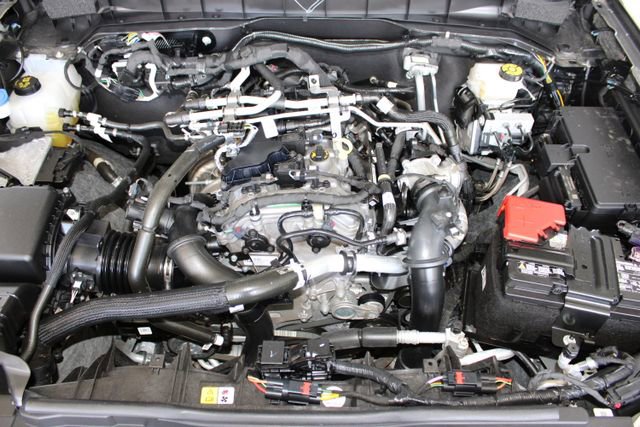 Used 2025 Ford Bronco Big Bend image 30