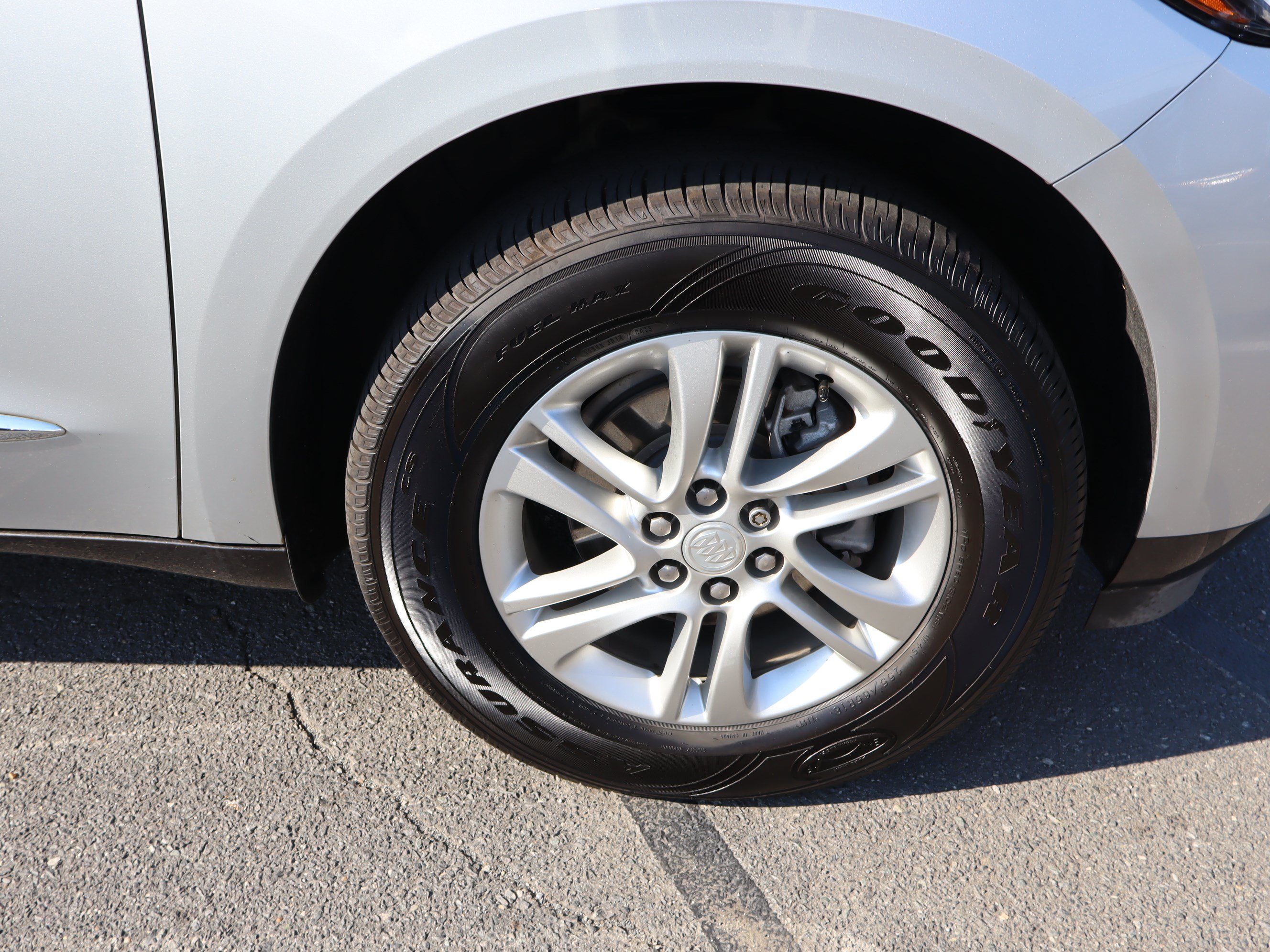 Used 2021 Buick Enclave Preferred FWD image 40