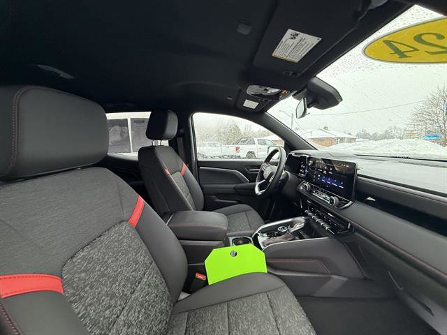 Used 2024 Chevrolet Colorado Z71 w/ Advanced Trailering Package image 16