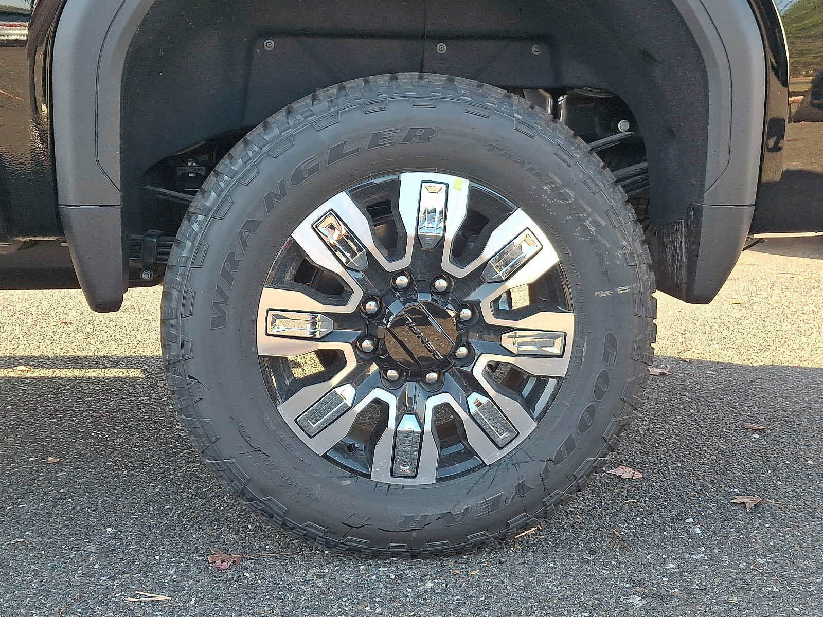 New 2026 GMC Sierra 3500 Denali w/ Denali Reserve Package image 5