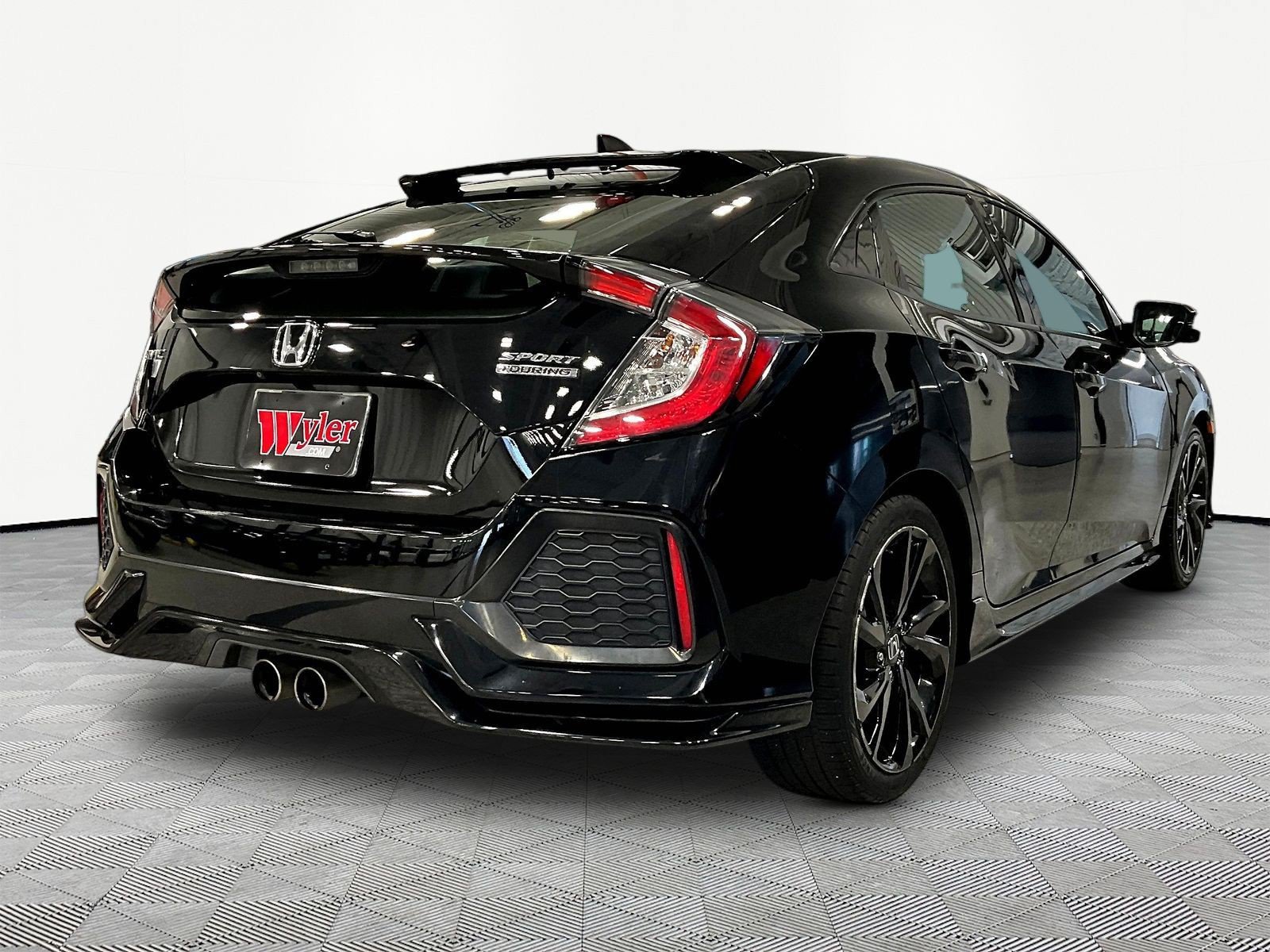 Used 2019 Honda Civic Sport Touring image 6
