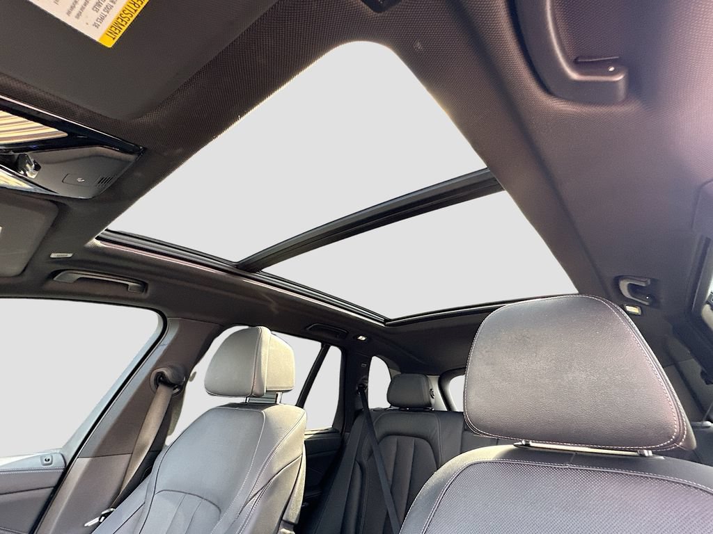Used 2019 BMW X5 xDrive40i w/ Executive Package AWD/4WD image 14